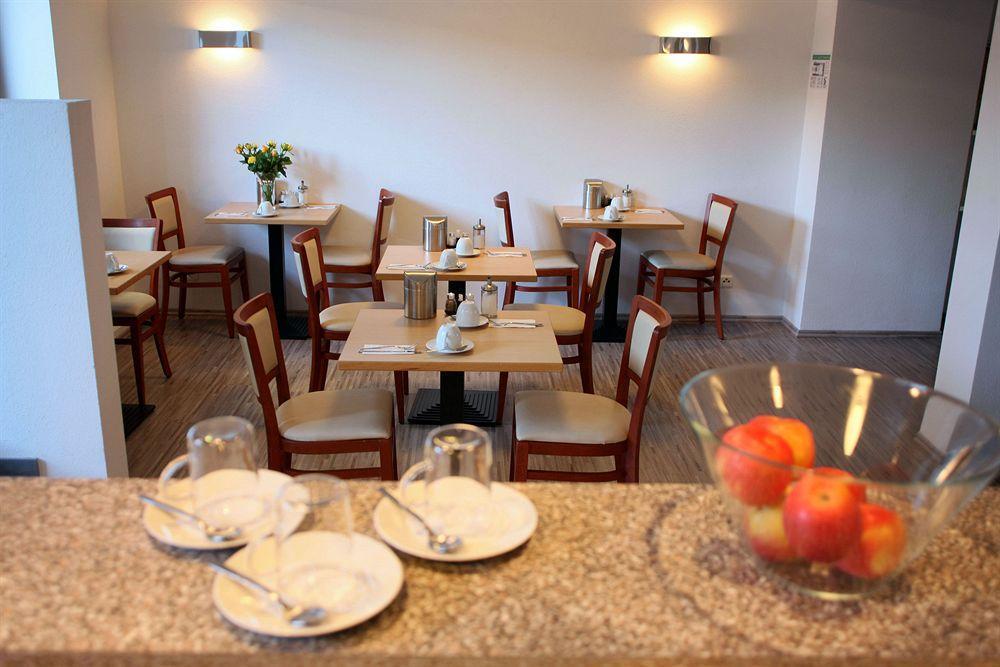 Fair Hotel Moenchengladbach City ภายนอก รูปภาพ