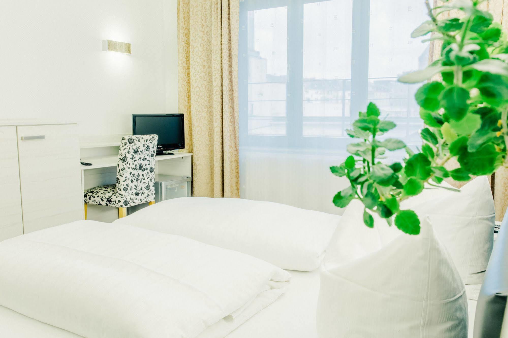Fair Hotel Moenchengladbach City ภายนอก รูปภาพ